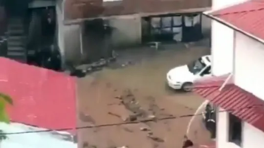 Yahyalı'daki selin ardından ekiplerin çalışmaları aralıksız sürüyor