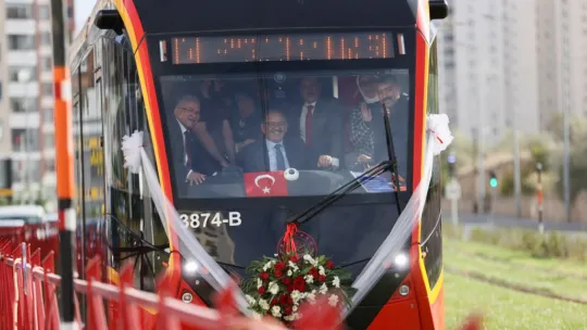 Yeni tramvay hattı ile raylı sistem uzunluğu 46 kilometreye ulaştı