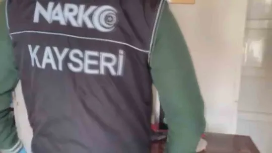 Zehir tacirlerine özel harekat polisli uygulama