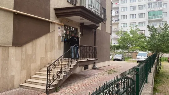 Misafir anne, oğlunun evinde ölü bulundu