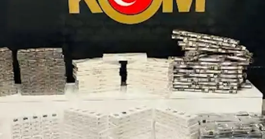 Şehre kaçak sigara sokmaya çalışan 2 şüpheli yakalandı