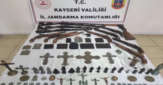 Şüpheli Şahsın Ev ve İşyerine operasyon: 80 parça  'Anadolu Mirası' ele geçirildi