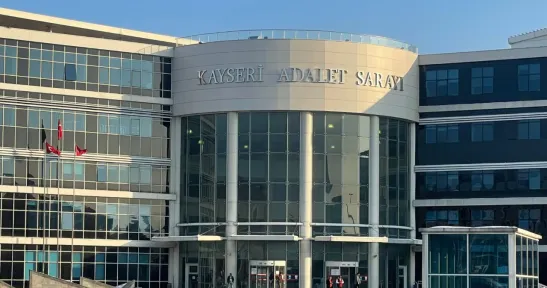 Uyuşturucu ticaretiyle yargılanan sanık 10 yıl hapis cezası aldı
