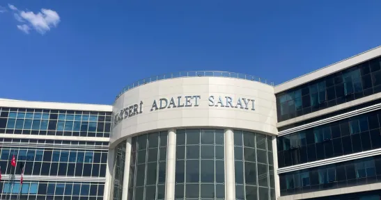 Uyuşturucu ticaretiyle yargılanan sanık 12 yıl 6 ay hapis cezası aldı