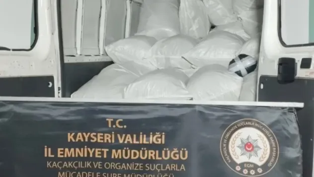 1 ton 450 kilogram kaçak tütün ele geçirildi