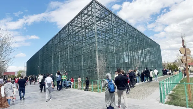 19 Mayıs'ta Ücretsiz Katılım: Hayvanat Bahçesi Dolup Taştı