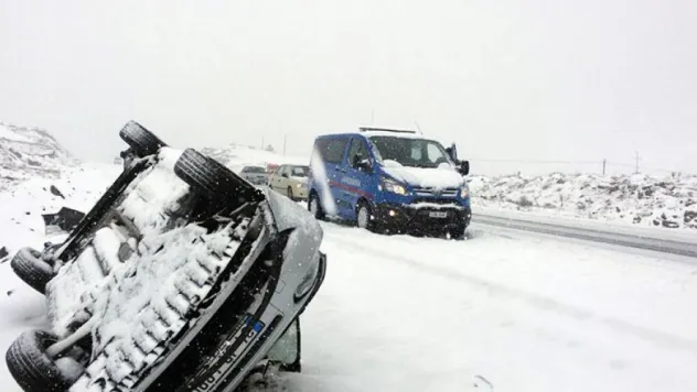 Kar yağışı hem sevindirdi hem üzdü