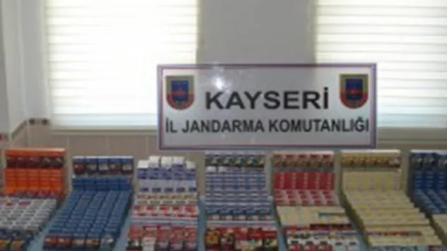 Marketten Bin 890 Paket Sigara Çalan Zanlılar Yakalandı