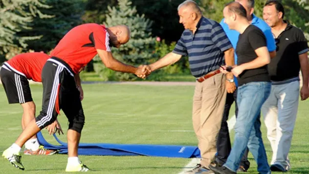 Tolunay Kafkas Kayserispor'dan istifa etti