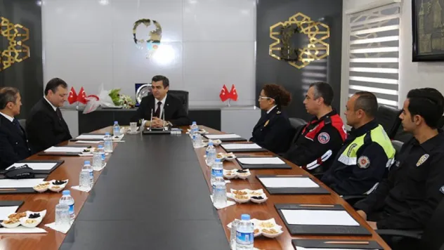 Polis haftasında Emniyet Teşkilatı'ndan Vali Düzgün'e ziyaret