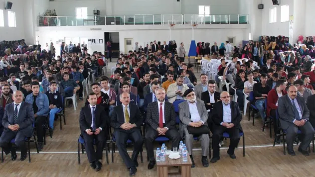 Prof. Dr. İ. Lütfi Çakan mezun olduğu okulun Öğrencileri ile buluştu