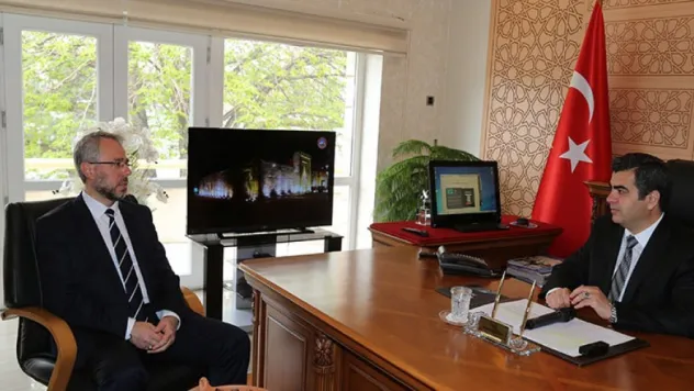 Vali Düzgün: 'Dini doğru anlamalıyız'