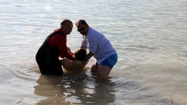 Barajda balık tutan genç balıkçı boğuldu