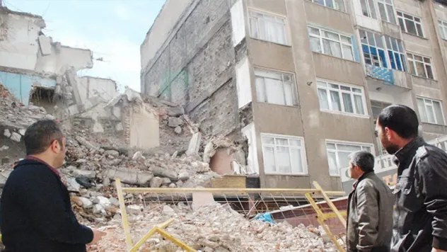 Yıkımla gelen kbus