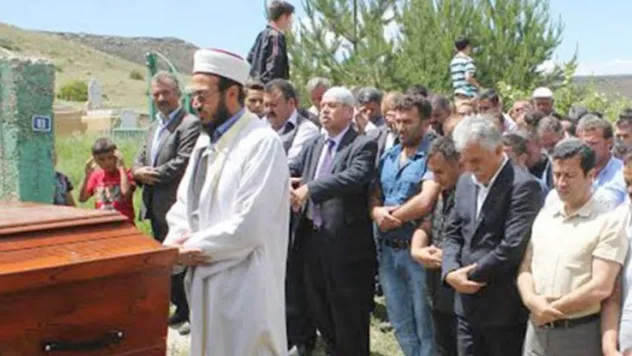 İmama yargısız infaz