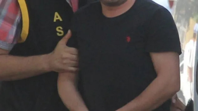 12. Üs'te FETÖ operasyonu: 5 gözaltı