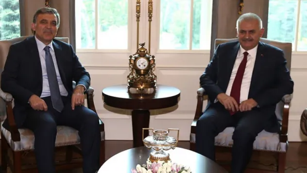 Başbakan Yıldırım, 11. Cumhurbaşkanı Gül ile görüştü