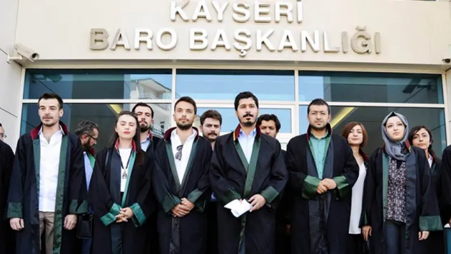 Genç hukukçulardan darbe girişimine tepki