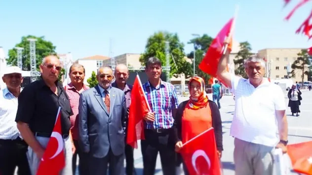 Muhtarlar darbe girişimini kınadı