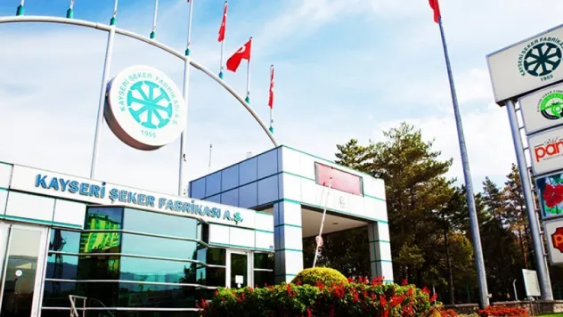 Şeker'den 9 kişi çıkartıldı