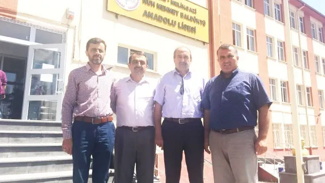 Eğitim Bir-Sen'den başarılı liselere ziyaret