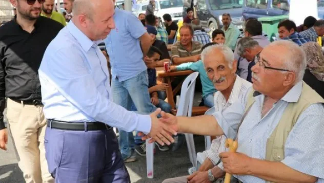 Başkan Çolakbayrakdar'dan kusursuz bayram hizm