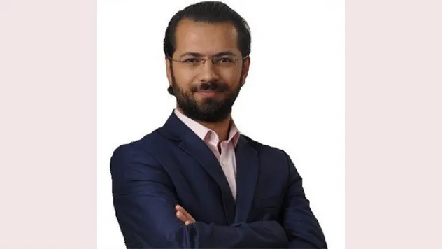 Yazarımız Yakışıklı Akit'in Ankara temsilcisi