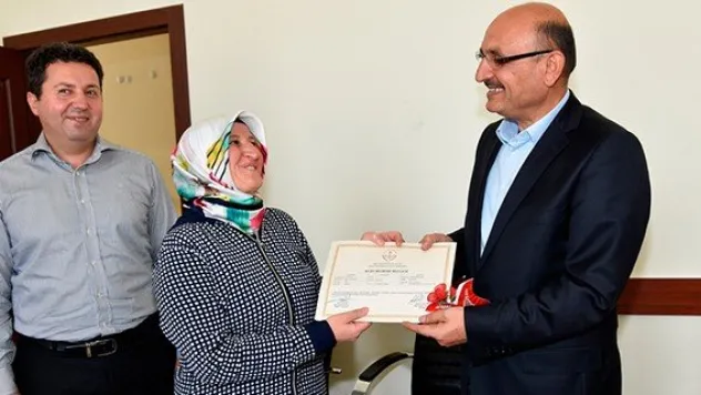 İnce eleyip sık dokuyan hanımlar sertifikalandı