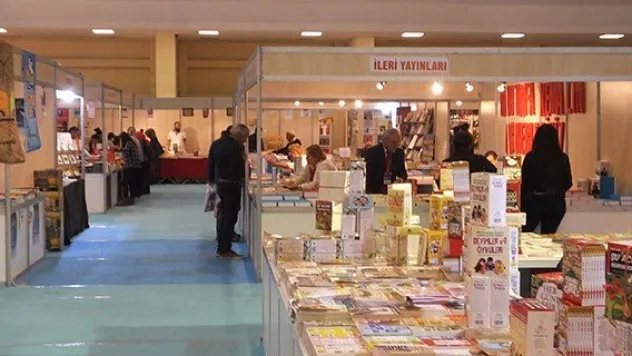 Kitap fuarına rekor ziyaretçi