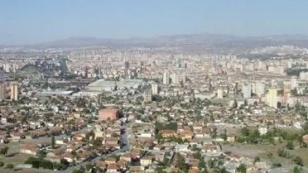 Seyrani Mahallesi'nde kentsel dönüşüm kapsamında ikinci yıkım gerçekleştirildi