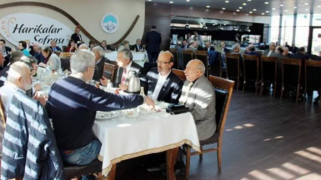 Taş Mektepliler bir araya geldi