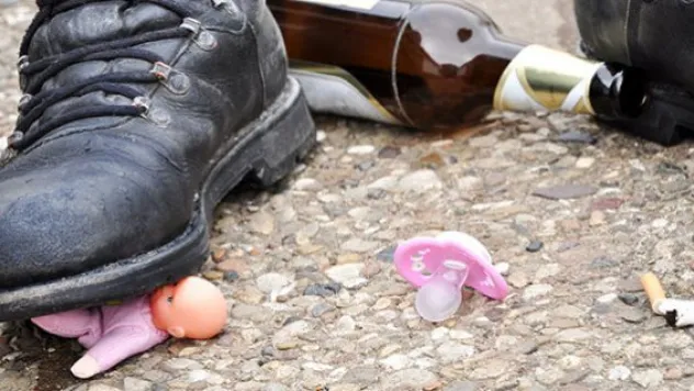 Evdeki şiddetin sorumlusu alkol