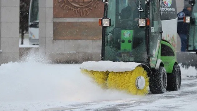 Kar ve fırtına hayatı olumsuz etkiledi