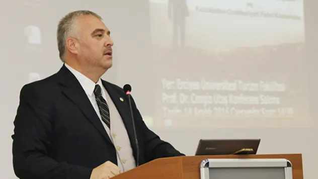 Kazakistan fahri konsolosundan ERÜ'de konferans