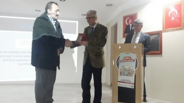 TOMARZA YETİMLER İÇİN TOPLANDI              