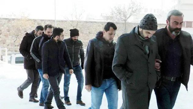 ByLock'tan 5 asker ile 1 polis adliyeye sevk edildi