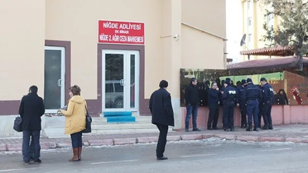 FETÖ'den 1 öğretmen tahliye oldu