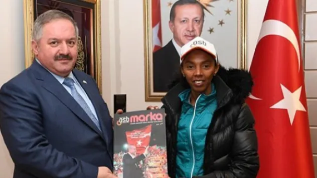 Milli Atlet Elvan Abeylegesse Kayseri OSB'yi ziyaret etti