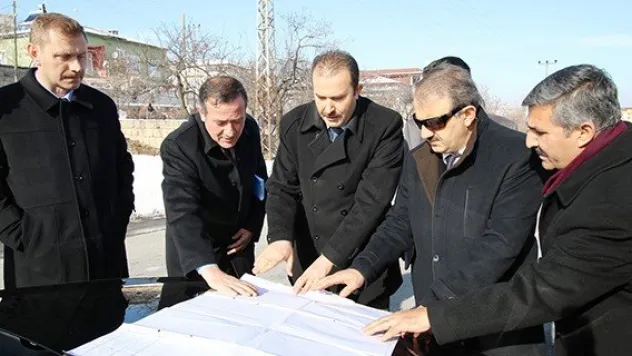 Hacılar'da dere yataklarında temizlik çalışması