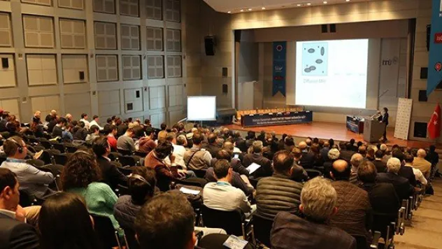 &quotRektum kanserinde ameliyatsız tedavi mümkün mü?&quot