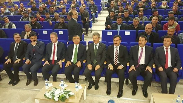 Çiftçi eğitimine Bakan Yılmaz da katıldı