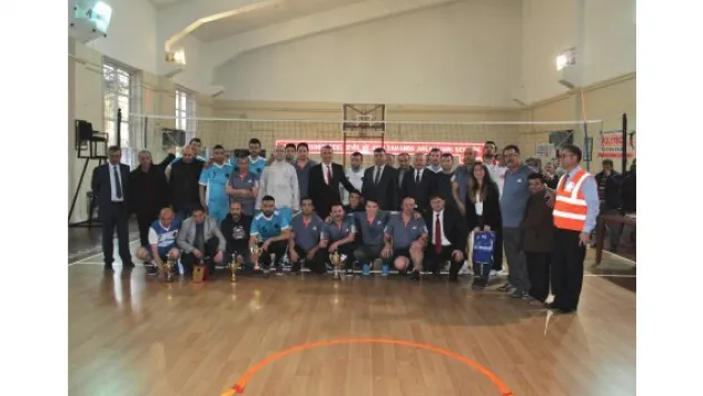 Destek Hizmetleri Karayolları şampiyonu