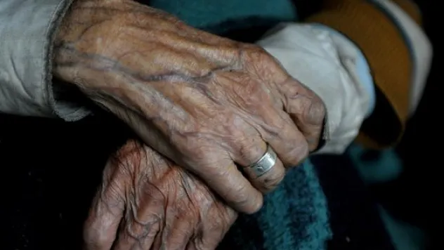 FETÖ'cüler yaşlı kadının evini elinden almış