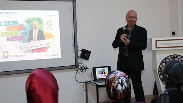 Kocasinan Belediyesi sigarasız bir toplum için seminer düzenledi