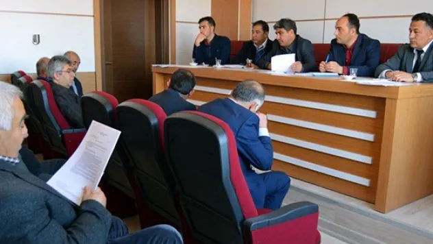 Sarıoğlan'da ཆ kişilik İŞKUR' kadrosuna tepki