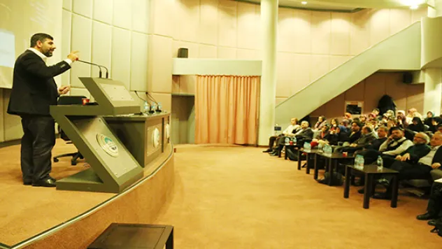 ŞEHİR AKADEMİ BİLGİ SEMİNERLERİ BAŞLADI