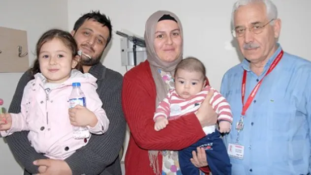4 aylık Kerem bebek dev tümörden kurtuldu