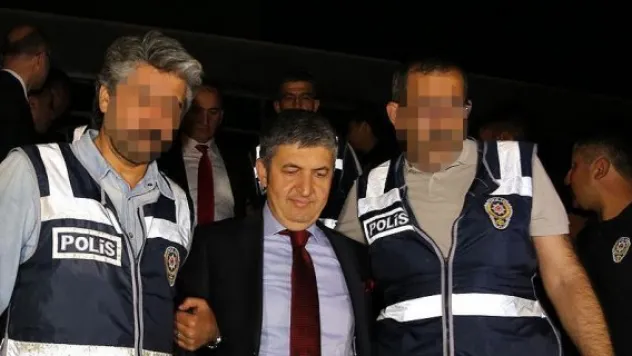 Mit tırlarını durduran başsavcıda Bylock bulundu