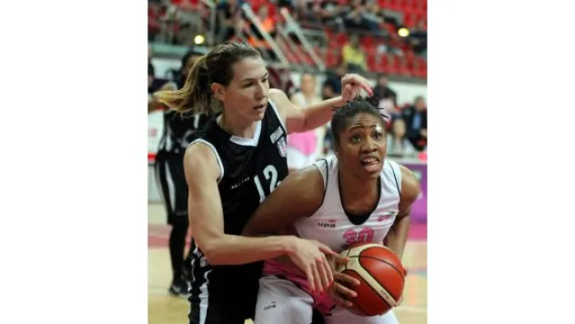 Şampiyonluk başka bahara kaldı