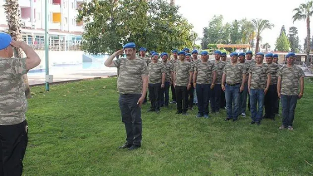 Asker arkadaşları 30 yıl sonra içtimada buluştu